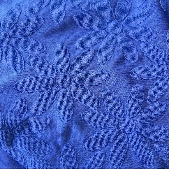 TRINA TURK JOPLIN JACQUARD PETAL CUTOUT PLUNGE ONE PIECE SWIMSUIT blue size 8 - Picture 5 of 11